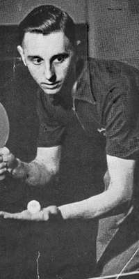 Johnny Leach, British table tennis player, dies at age 91